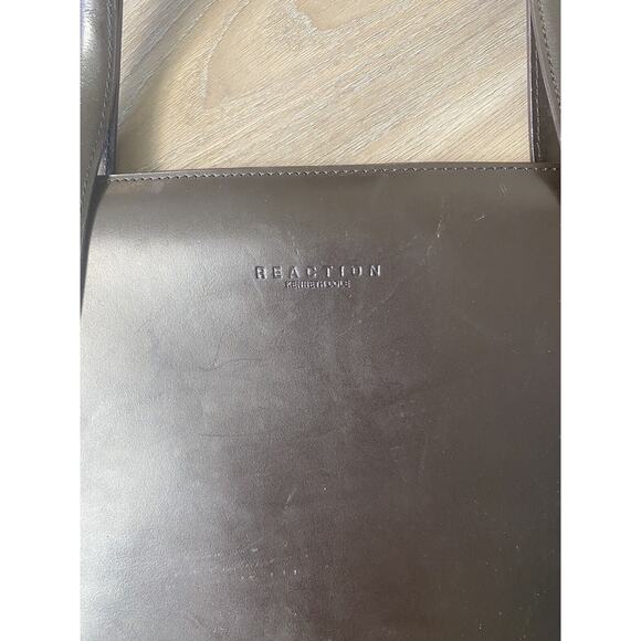 KENNETH COLE Bag Tote Laptop Bag Patent Leather Brown Flat Great Condition - Picture 3 of 4